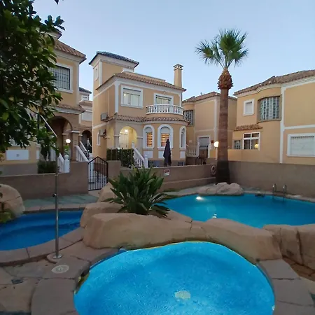 Casa Daniela Holiday home *